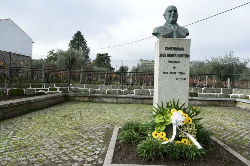 Busto do Comendador José Nunes Martins