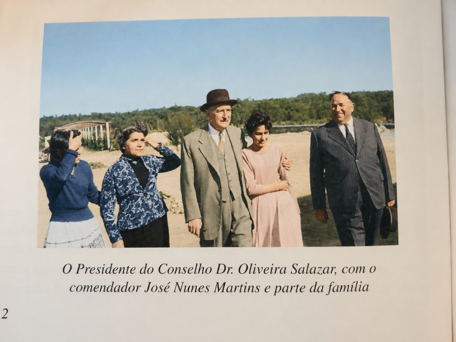 Dr. Oliveira Salazar com o Comendador José Nunes Martins e família